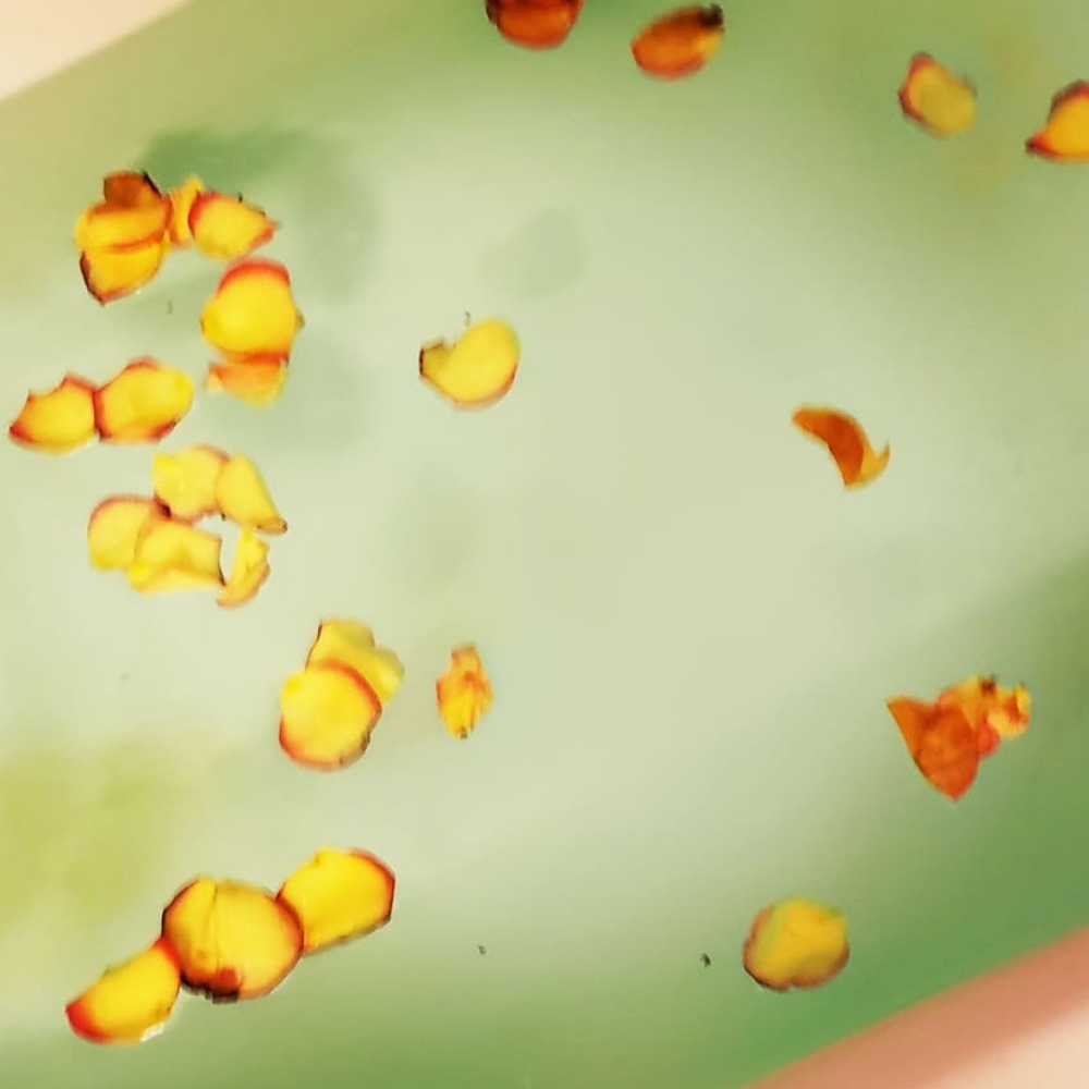 Natural basedPampering bath bombs and body butter